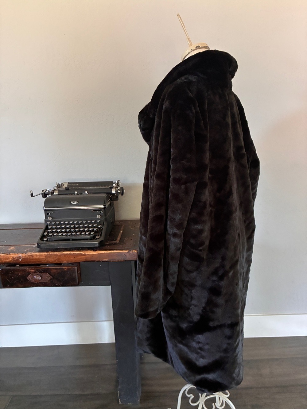 Avec Les Filles With the Girls Black Faux Fur Long Coat - Size 2X - Picture 7 of 16